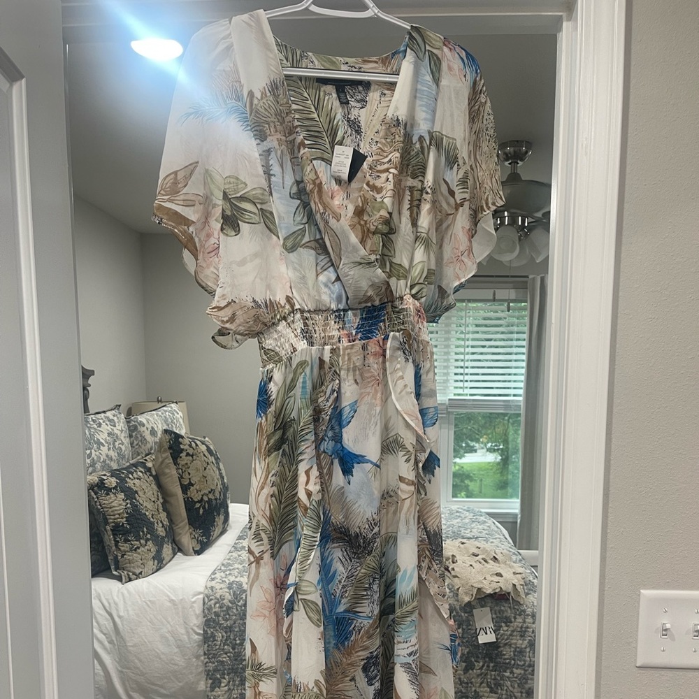 White House Black Market Blue and Green Sleeveless Maxi Sundress